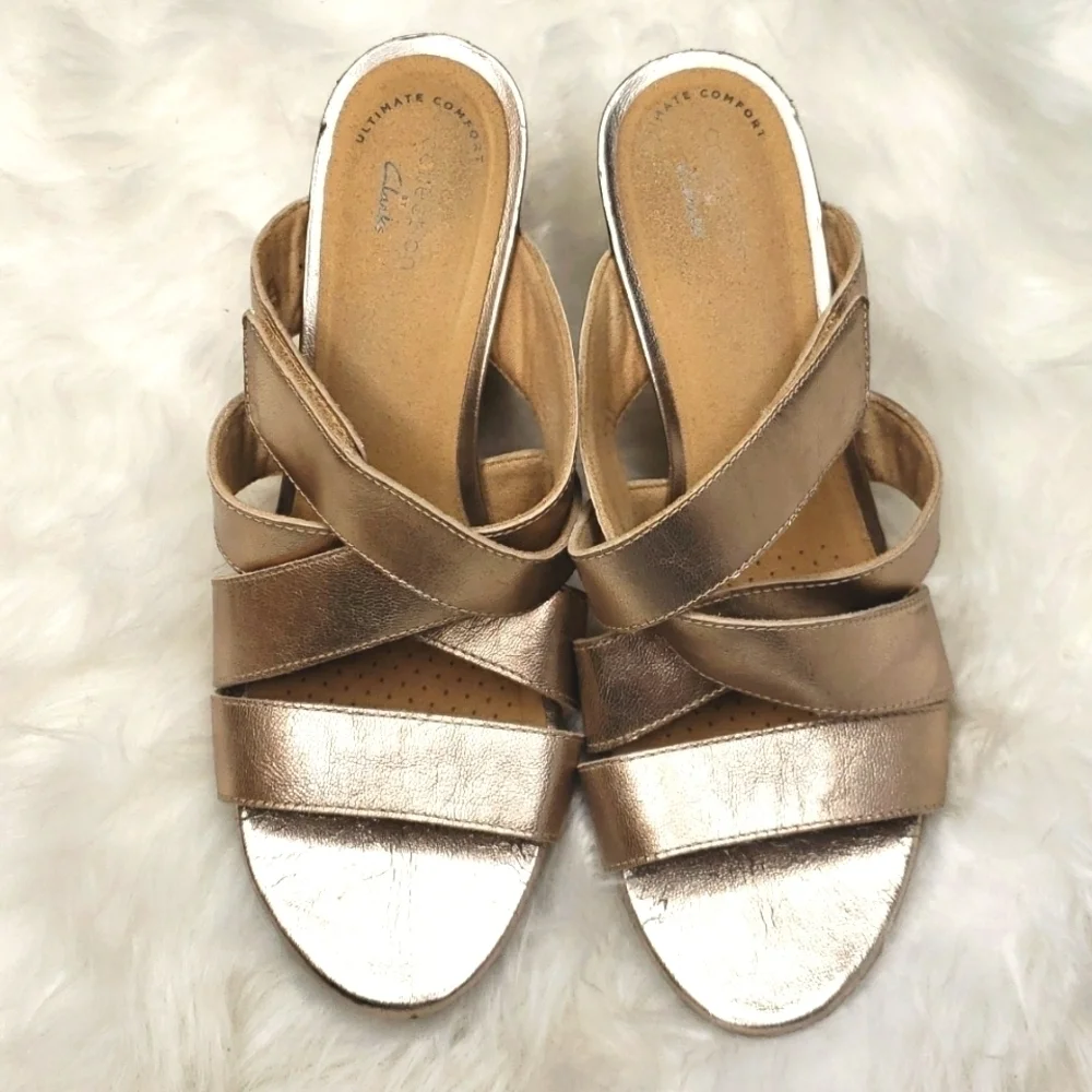 Collections by Clarks Ultimate Comfort Gold Cork Wedge Sandals Size 9.5